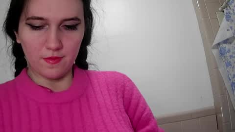 Isabella online show from December 18, 1:59 am
