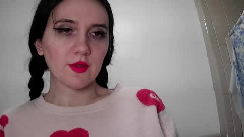 Isabella online show from January 2, 9:11 am
