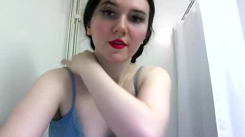 Isabella online show from March 5, 5:50 pm