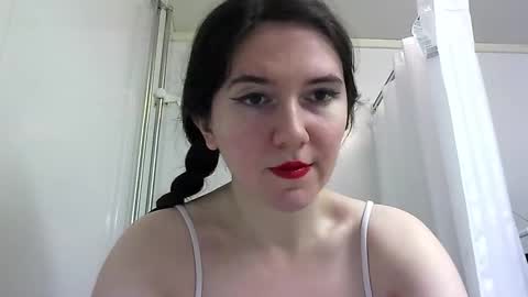 Isabella online show from November 6, 10:49 am