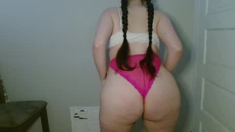 Isabella online show from November 28, 3:36 pm