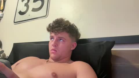bigbootyburger1 online show from April 29, 1:53 am