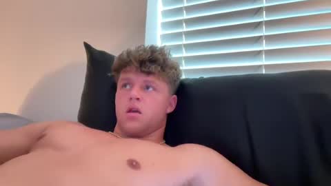 bigbootyburger1 online show from July 22, 7:49 pm
