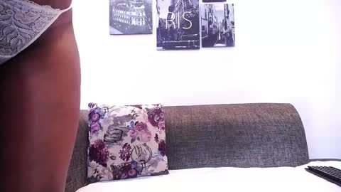 bigbootymommyy online show from December 5, 6:26 pm