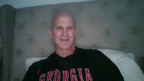 Snapshot of bigbravo337 chatting on November 16, 3:45 am bigbravo337 online show from November 16, 3:45 am