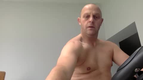 Snapshot of bigbumlover2377 chatting on January 17, 9:49 am bigbumlover2377 online show from January 17, 9:49 am