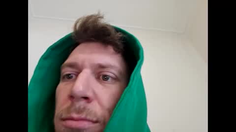 bigcaramel18 online show from October 5, 5:28 am