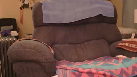 Snapshot of bigchiefjw899951 chatting on February 23, 12:19 am bigchiefjw online show from February 23, 12:19 am