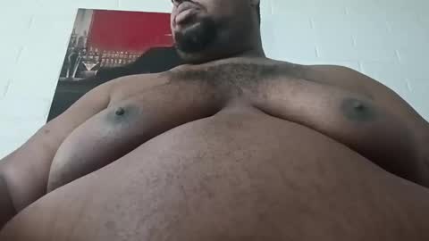 Snapshot of bigchub445 chatting on October 26, 3:29 pm MassChub online show from October 26, 3:29 pm