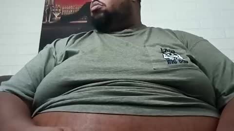 Snapshot of bigchub445 chatting on November 23, 10:09 pm MassChub online show from November 23, 10:09 pm