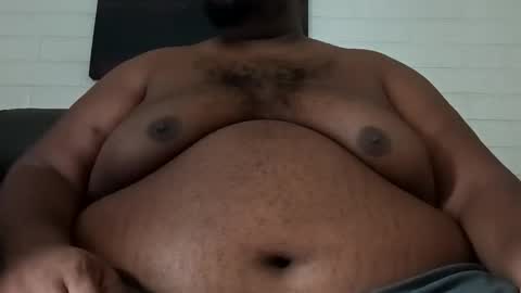 Snapshot of bigchub445 chatting on December 3, 3:58 am MassChub online show from December 3, 3:58 am
