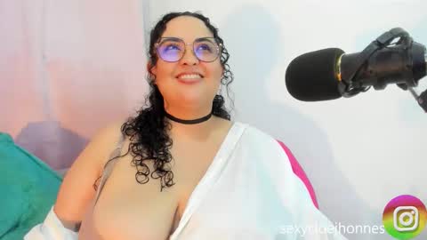 Cloe   online show from September 12, 6:02 am