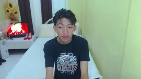 bigcock_kerbzz online show from October 18, 8:04 am