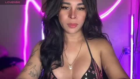 queen amanda online show from June 17, 4:37 am