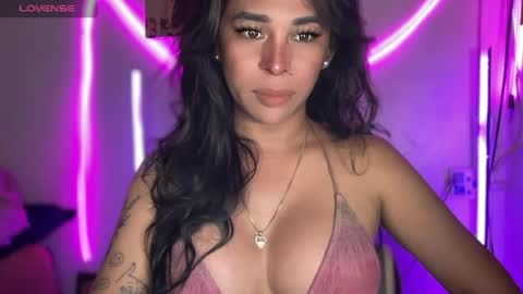 queen amanda online show from June 20, 7:00 am