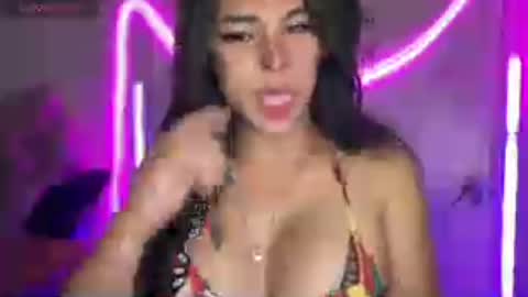 queen amanda online show from July 13, 12:35 am