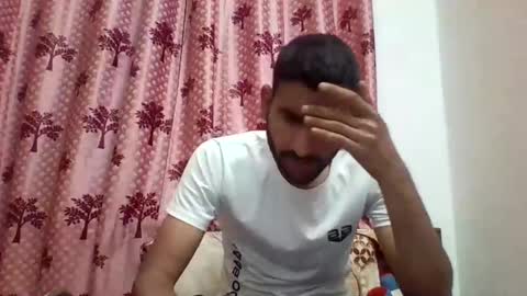 akash online show from February 14, 8:42 am