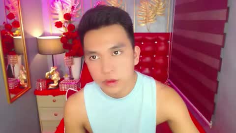 Snapshot of bigcocksimonxx chatting on January 26, 2:45 am Simon online show from January 26, 2:45 am