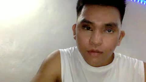 Snapshot of bigcocksimonxx chatting on March 4, 2:21 pm Simon online show from March 4, 2:21 pm