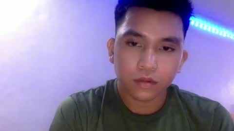 Snapshot of bigcocksimonxx chatting on March 5, 4:46 pm Simon online show from March 5, 4:46 pm