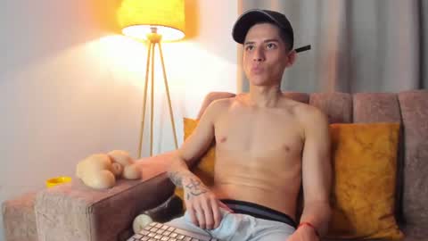 Steven online show from July 21, 2:47 am