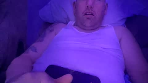 bigcocksuckingslut online show from December 7, 1:36 am