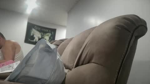 bigcocksuckingslut online show from December 18, 2:32 am