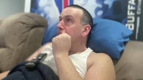 Snapshot of bigcocksuckingslut chatting on March 1, 8:11 pm bigcocksuckingslut online show from March 1, 8:11 pm