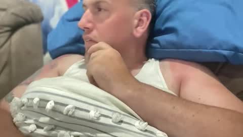 bigcocksuckingslut online show from May 19, 12:16 am