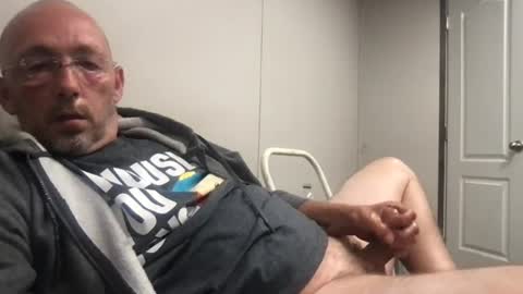 Snapshot of bigdaddydelight chatting on July 3, 5:03 am bigdaddydelight online show from July 3, 5:03 am
