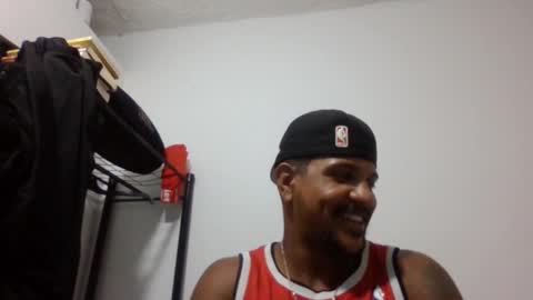 bigdick211292 online show from December 2, 1:33 am