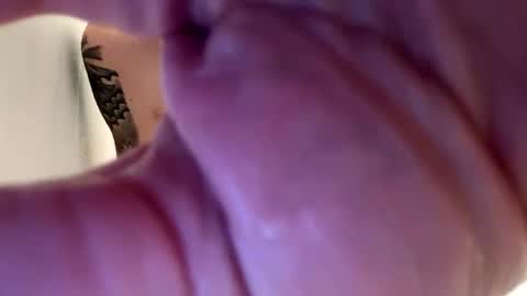 bigdick2131991 online show from October 19, 9:59 pm