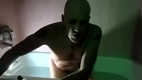 Snapshot of bigdickdaddy7201979564868 chatting on November 25, 5:18 am bigdickdaddy7201979564868 online show from November 25, 5:18 am