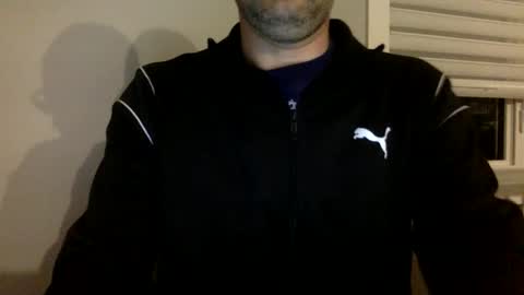 Snapshot of bigdickshowoff9877 chatting on November 20, 7:41 am Bigdickshowoff9877 online show from November 20, 7:41 am