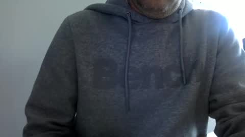 Snapshot of bigdickshowoff9877 chatting on December 3, 7:45 pm Bigdickshowoff9877 online show from December 3, 7:45 pm