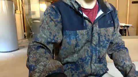 Snapshot of bigdickshowoff9877 chatting on February 9, 8:02 pm Bigdickshowoff9877 online show from February 9, 8:02 pm