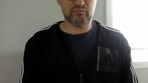 Snapshot of bigdickshowoff9877 chatting on June 11, 3:21 pm Bigdickshowoff9877 online show from June 11, 3:21 pm