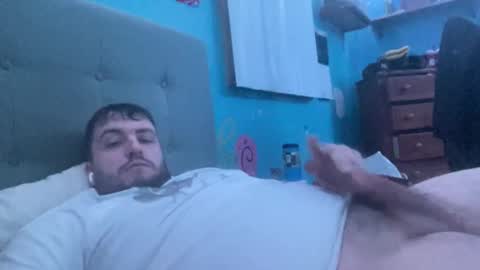 Snapshot of bigdickvin69 chatting on December 19, 1:39 am bigdickvin69 online show from December 19, 1:39 am