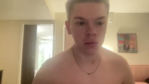 Snapshot of bigdikstud01 chatting on March 8, 3:39 am ty online show from March 8, 3:39 am