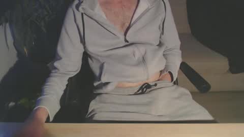 Snapshot of bigdutchenergy chatting on February 16, 1:51 pm BigDutchEnergy online show from February 16, 1:51 pm