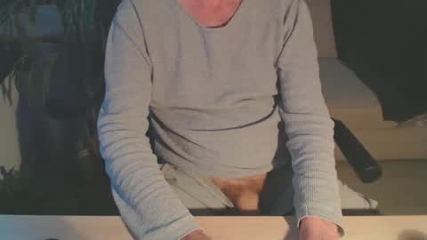 Snapshot of bigdutchenergy chatting on March 4, 12:55 pm BigDutchEnergy online show from March 4, 12:55 pm