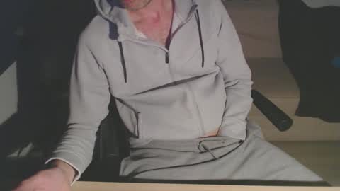 Snapshot of bigdutchenergy chatting on April 3, 10:41 pm BigDutchEnergy online show from April 3, 10:41 pm