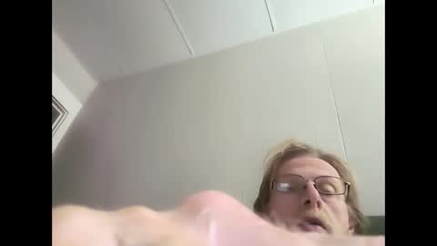 bigelectricrod online show from December 21, 1:57 am