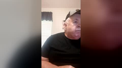 bigeoo76 online show from July 8, 8:35 pm