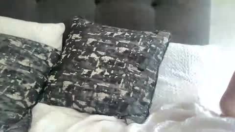 bigbrown online show from April 29, 4:11 pm