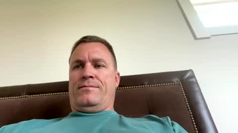 bigger22332233 online show from August 5, 7:17 pm