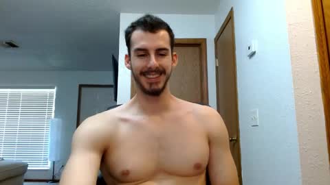 Snapshot of biggerbradd chatting on June 1, 9:49 pm biggerbradd online show from June 1, 9:49 pm