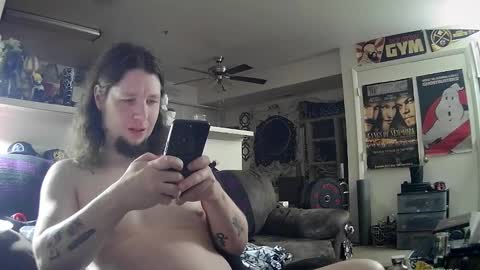 biggerisbetter21 online show from December 19, 2:02 pm