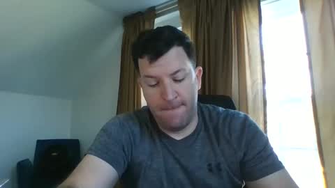 BiggestBallsOnChatr online show from December 14, 7:29 pm