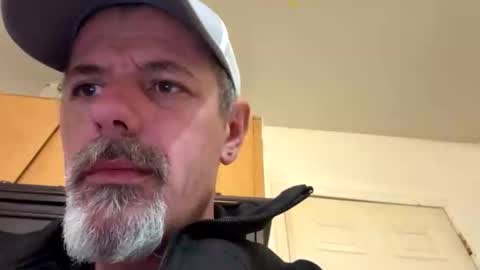 Snapshot of biggymemo69 chatting on December 14, 4:34 pm biggymemo69 online show from December 14, 4:34 pm